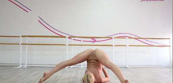  Anna Sigarga incredible Russian gymnast